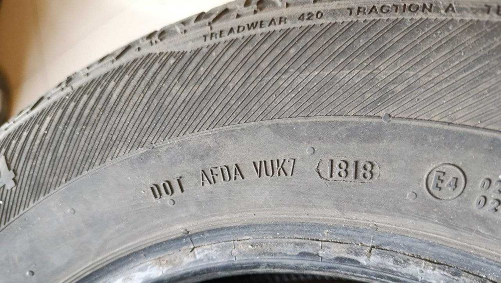 Пара шин б/у 215/70R16 100H Barum Bravuris 4x4