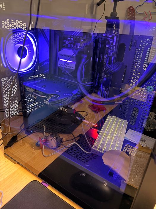 PC GAMING STREAM NVIDIA 4060 TI + AMD R 7 9700x / DDR 5 32GB 5600mhz