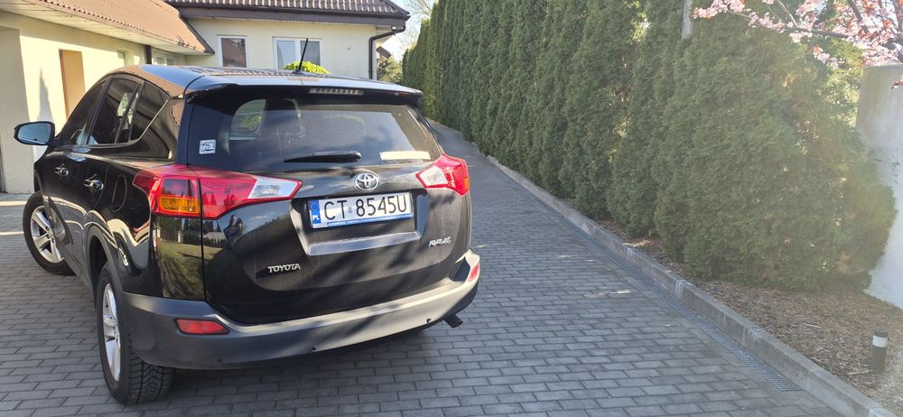 Toyota RAV4, TOYOTA
