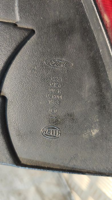 Lampa Prawy Tył 02R00F Ford C-Max 2003R