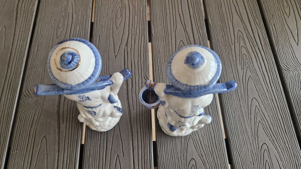 Conjunto 2 estatuetas de porcelana orientais