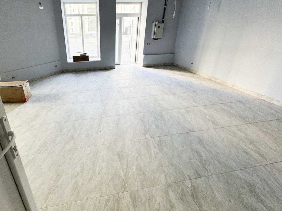 Продається комерційне приіщення в ЖК Міленіум в самому центрі ЖК.