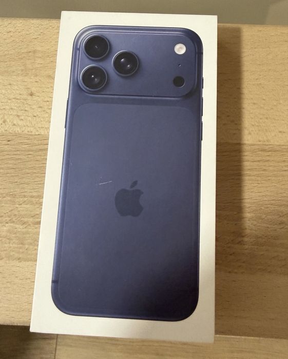 Iphone 17 Pro MAX BLUE 256 Gb