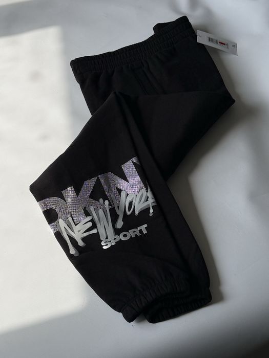 Костюм DKNY оригінал