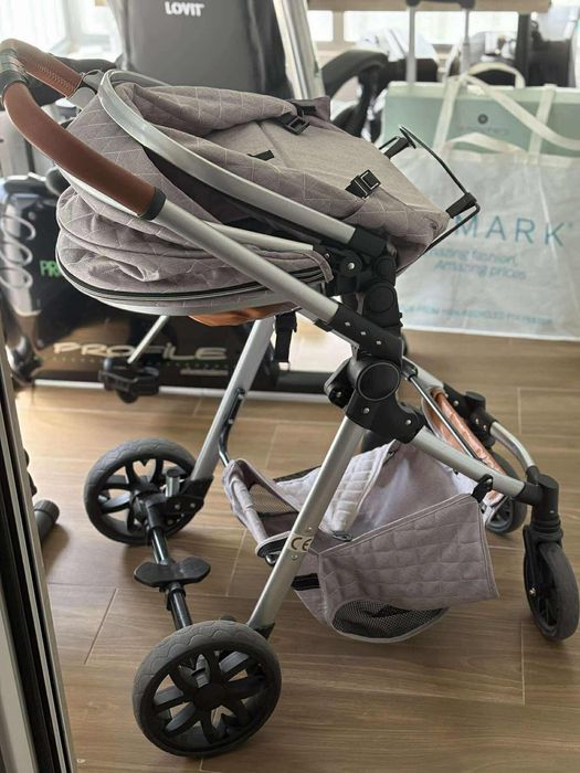 Carrinho de bebé - Trio