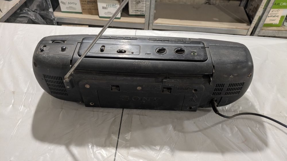 Продам магнітофон SONY