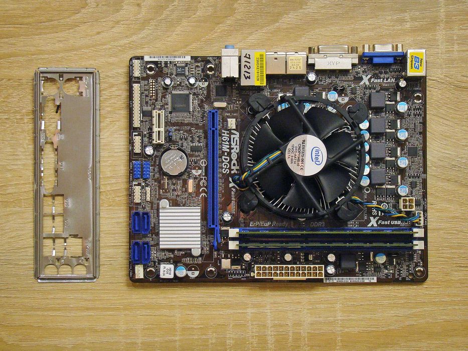 Комплект на Intel i3 3-го поколения (проц+материнка+память)