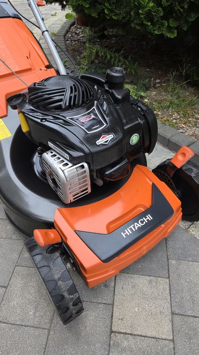 Kosiarka spalinowa Hitachi Briggs Stratton