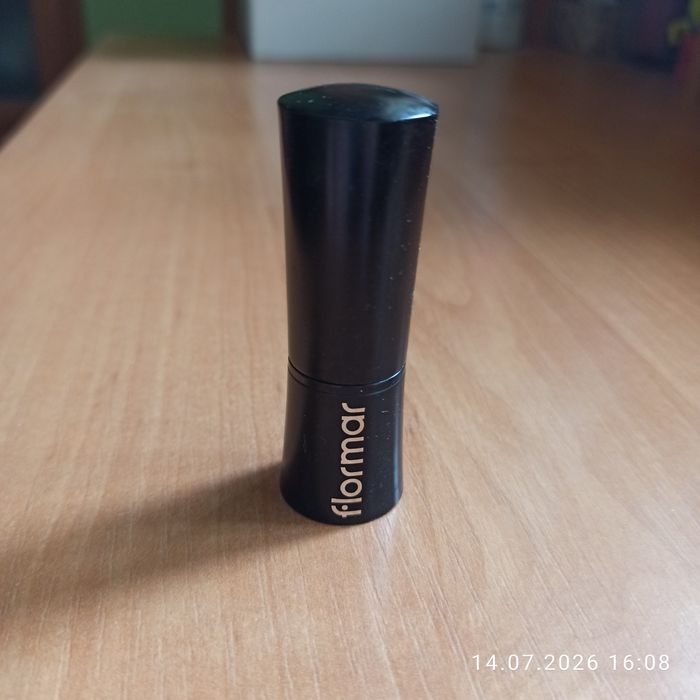 Лубни помади Avon - Yves Rocher - Flormar