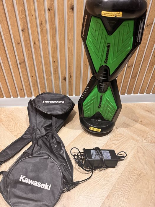 Deskorolka elektryczna Kawasaki z pokrowcem i ładowarką