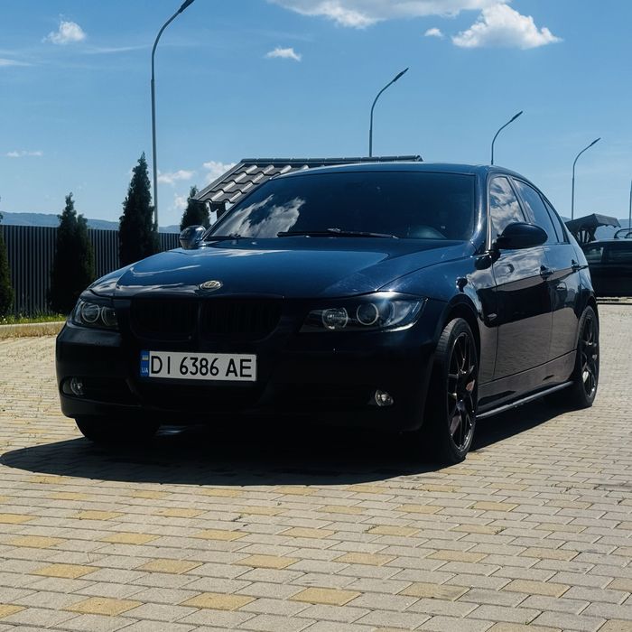 Продам  BMW 320i