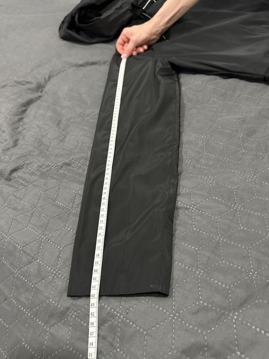 Лёгкий дождевик черного цвета