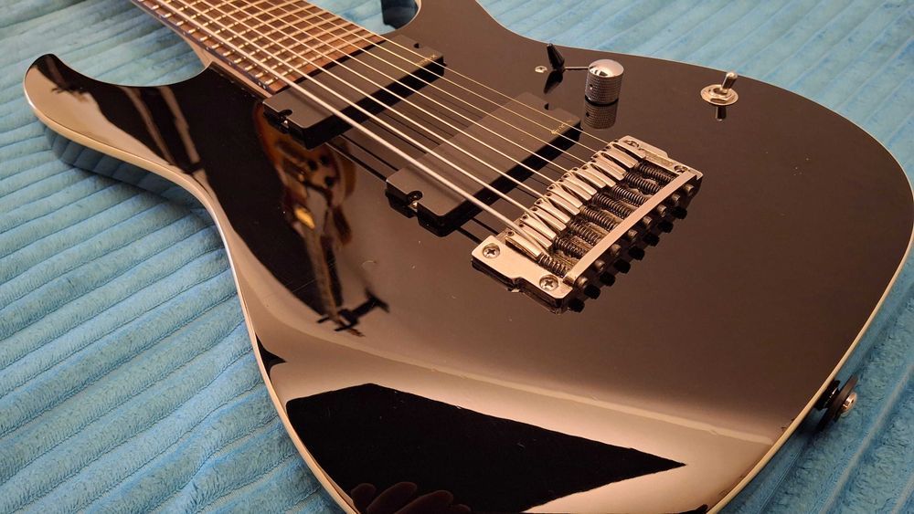 Ibanez RGIR28FE 8 strun