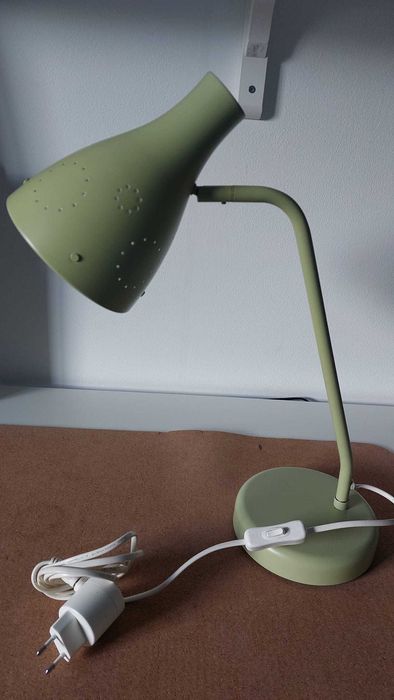 Candeeiro de secretária Infantil - IKEA
