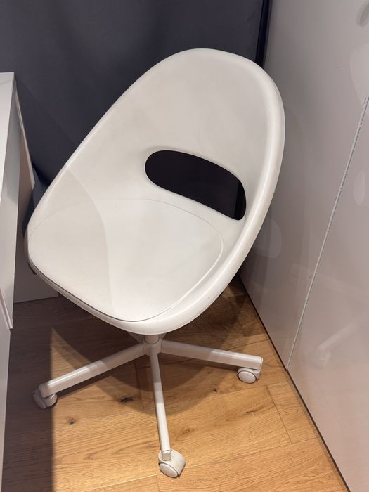 Krzesło IKEA obrotowe LOBERGET