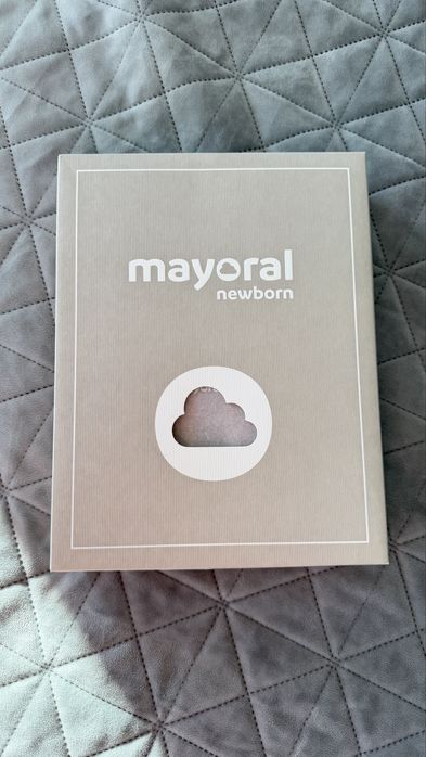 Комплект для новонароджених Mayoral, новий