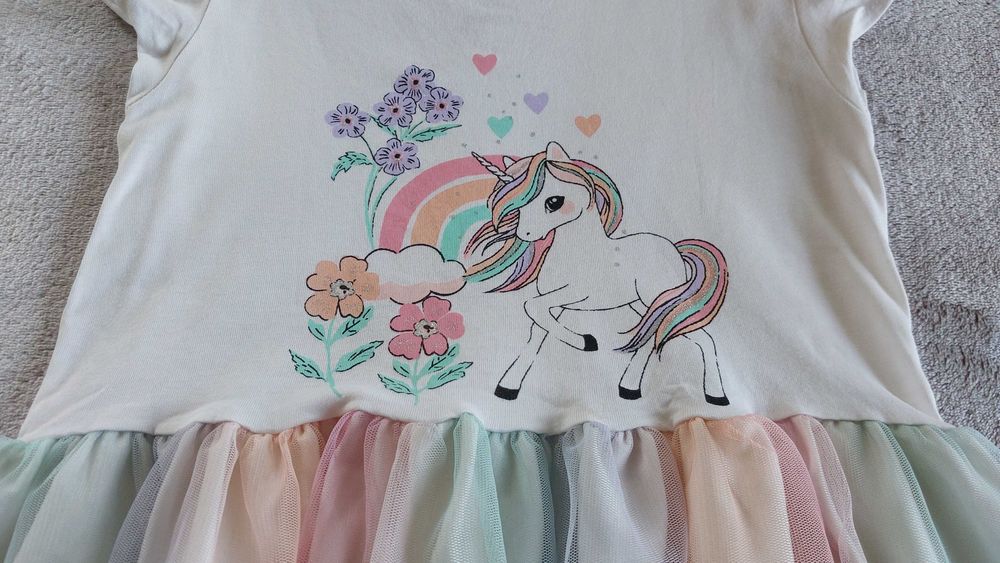 Sukienka z tęczowym tiulem H&M rozm. 122/128. Jednorożec..