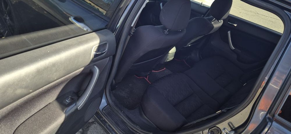 Хонда Аккорд 7 універсал