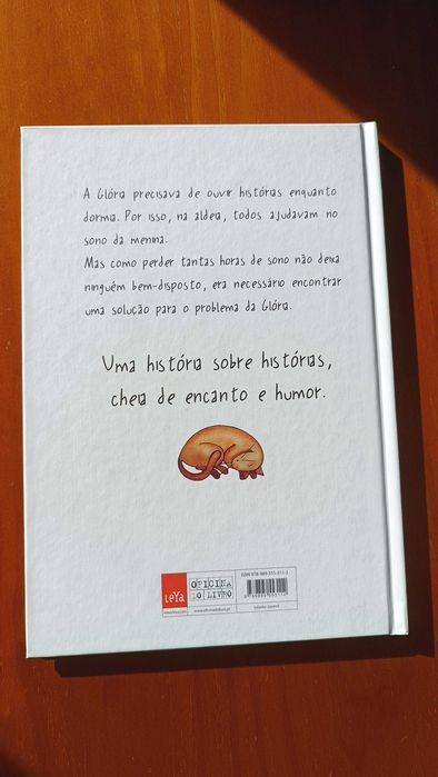 Livro Infantil - A menina que sorria a dormir
