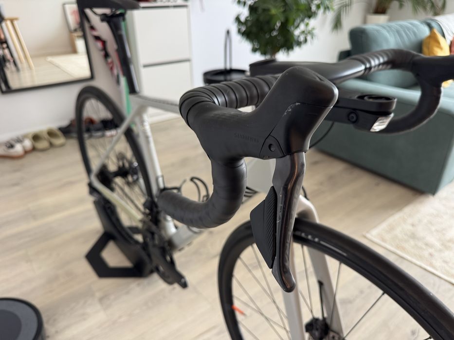 Canyon Endurace CF SL 8 Di2 – Tamanho S