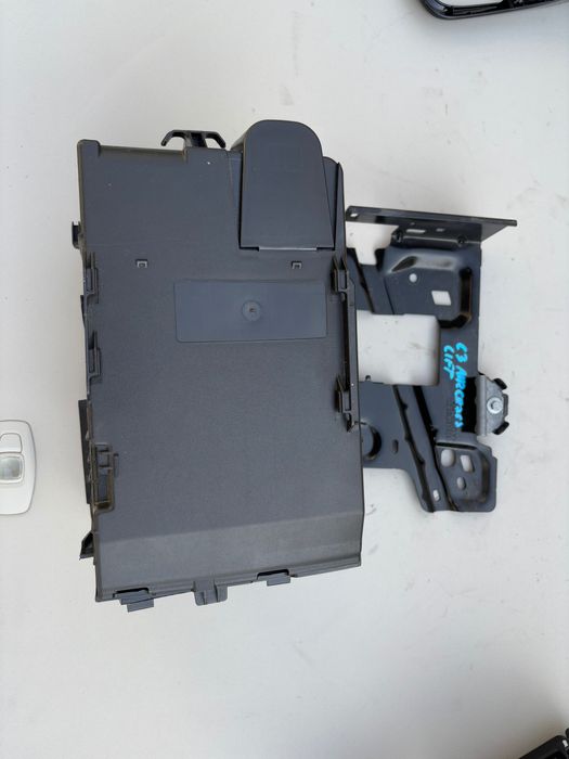 Obudowa akumulatora kompletna Citroen c3 aircross lift