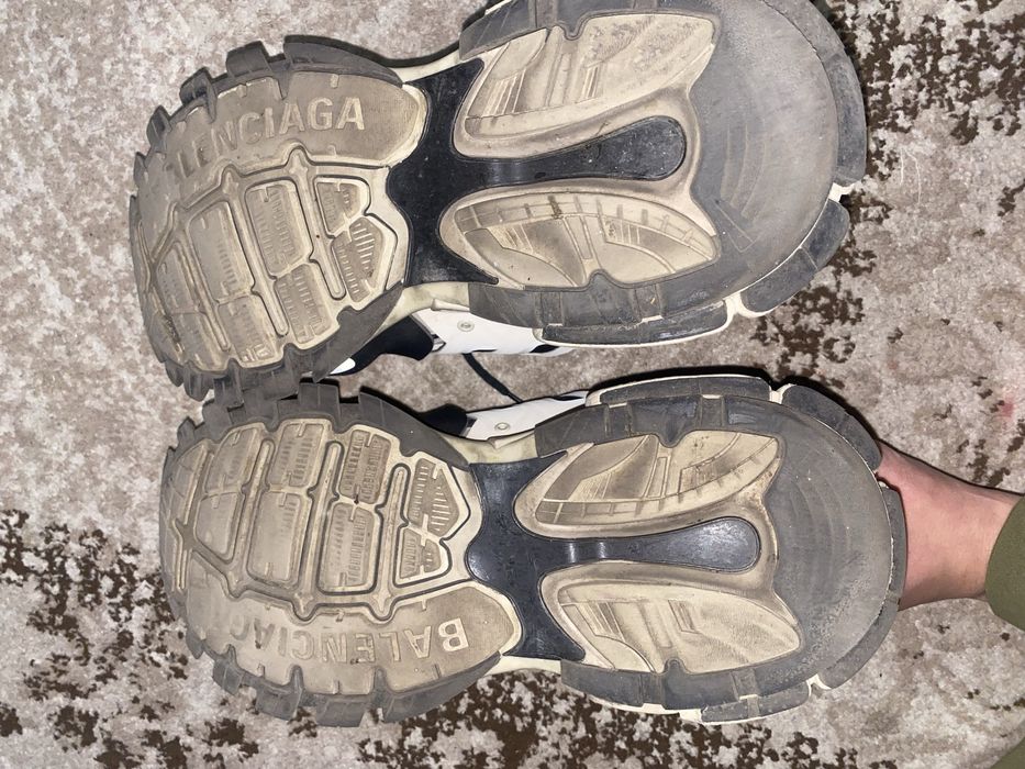 Balenciaga track 1 legit