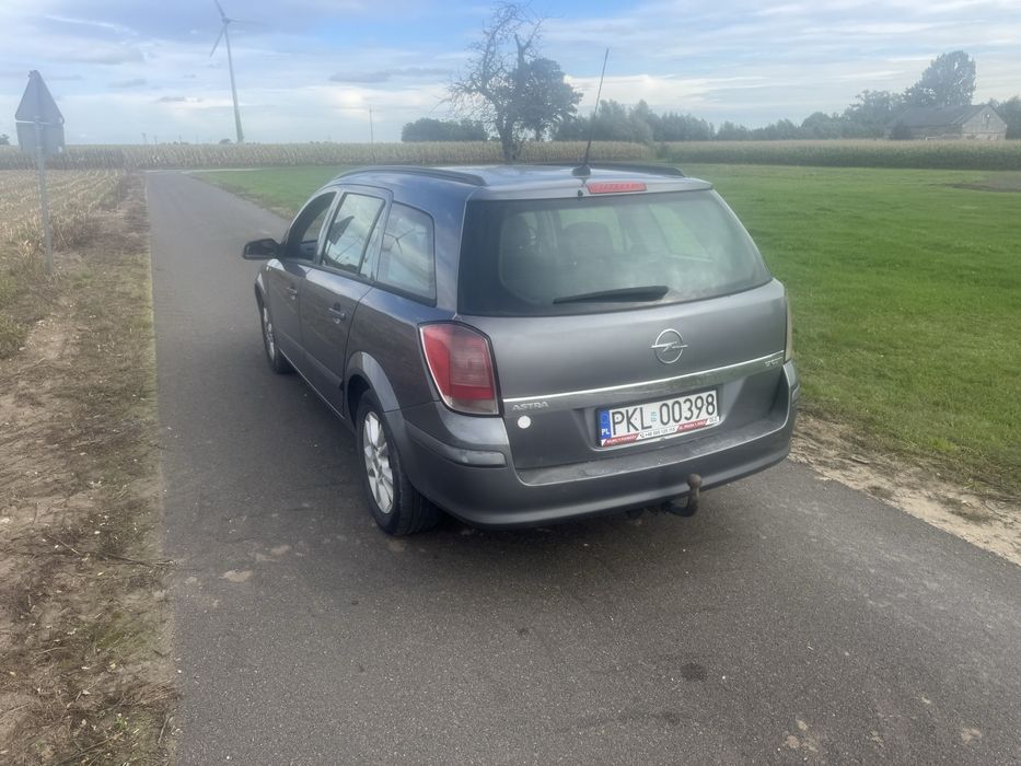 Sprzedam opel astra h 1.7
