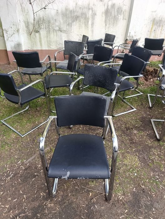 Krzesła stan obić słaby