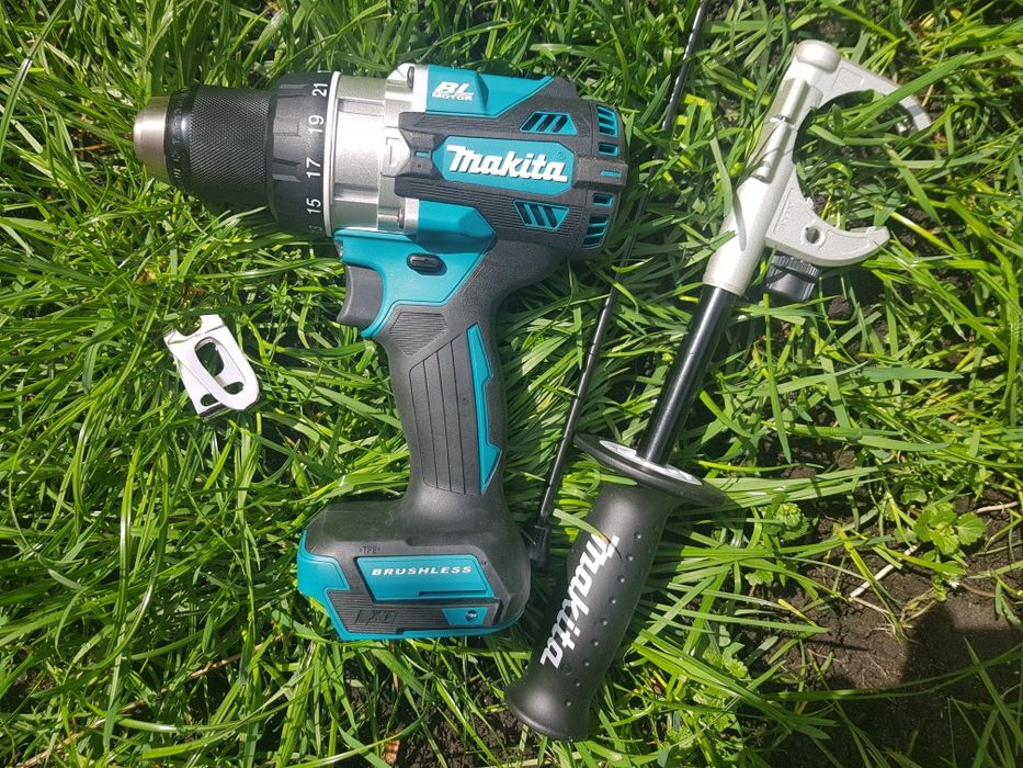 Бесщеточная аккумуляторная дрель-шуруповерт MAKITA XPH14Z 18V LXT