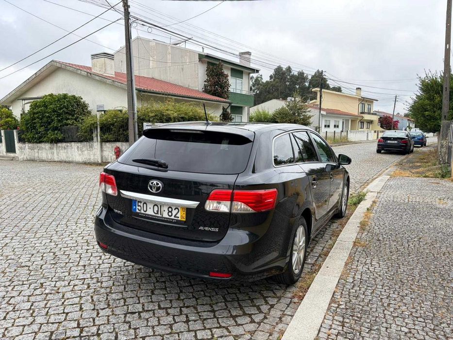 Toyota Avensis 2.0 D4D - 2012