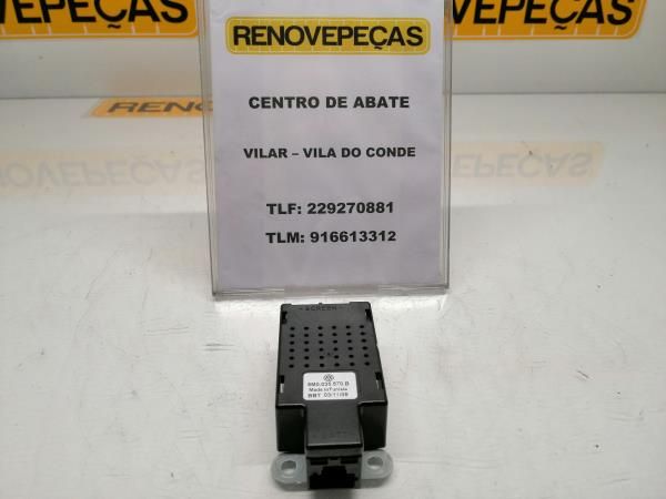 Amplificador de antena VOLKSWAGEN Golf VI (5K1)