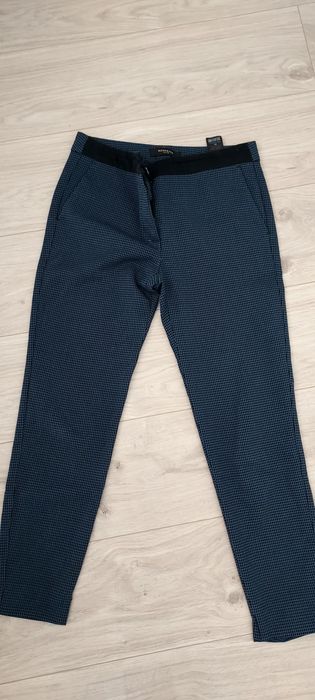 Spodnie eleganckie granatowe cygaretki  S 36