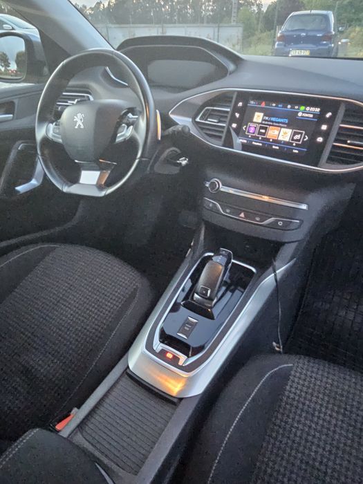 Vendo empresa TVDE + Peugeot 308 1.5 SW
