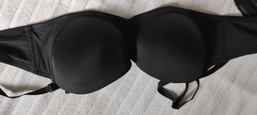 Zestaw: 4x Biustonosz/85 B