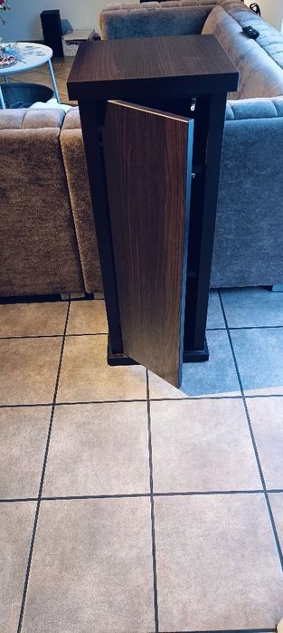 Komoda słupek brązowa