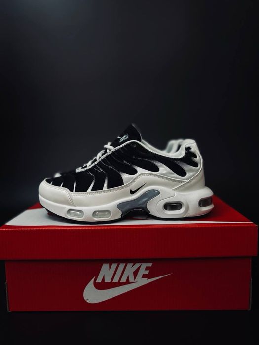 Уникальные женские кроссовки Nike Air Max Tn plus/ белые найк 95
