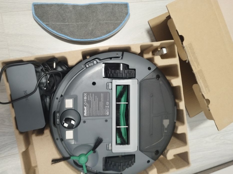 Odkurzacz iRobot Roomba Combo Essential