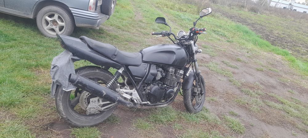 Продам мото Ямаха   xjr 400