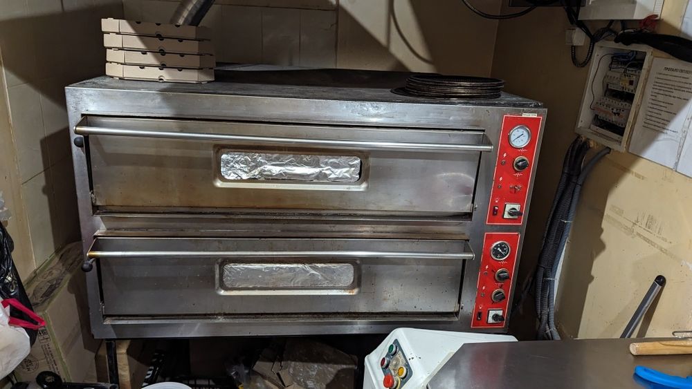 Піч для піци max(18 піц)