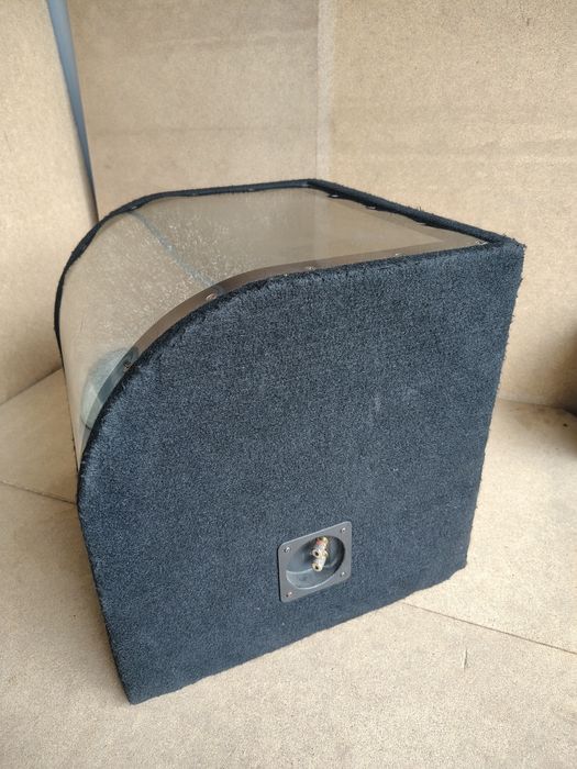 Subwoofer Magnat 30cm