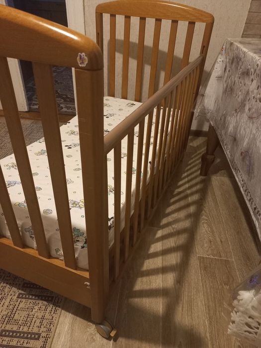 Колиска - ліжко  б/у