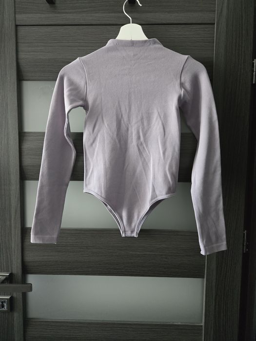 Body z odkrytymi plecami, Zara rozm. XS-S