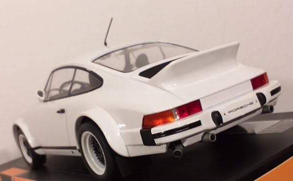 1/18 Porsche 911 - Ixo