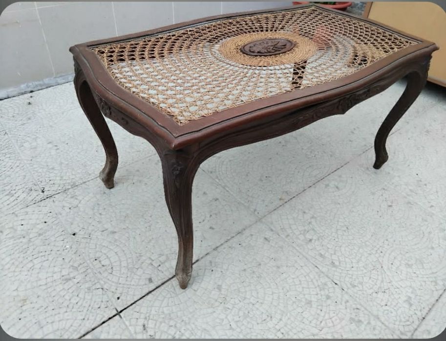 Mesa de Centro  De Sala Rendada