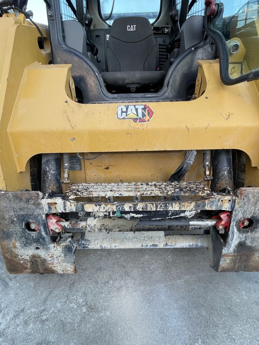 Mini pá carregadora Caterpillar 242D3