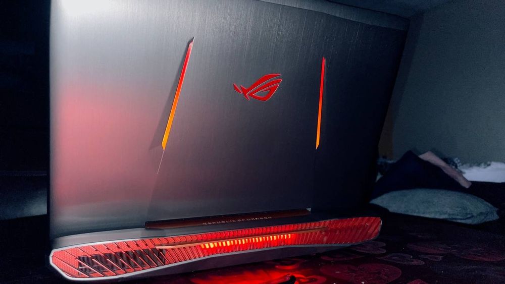 Asus rog g752 video 8Gb/ Ram32