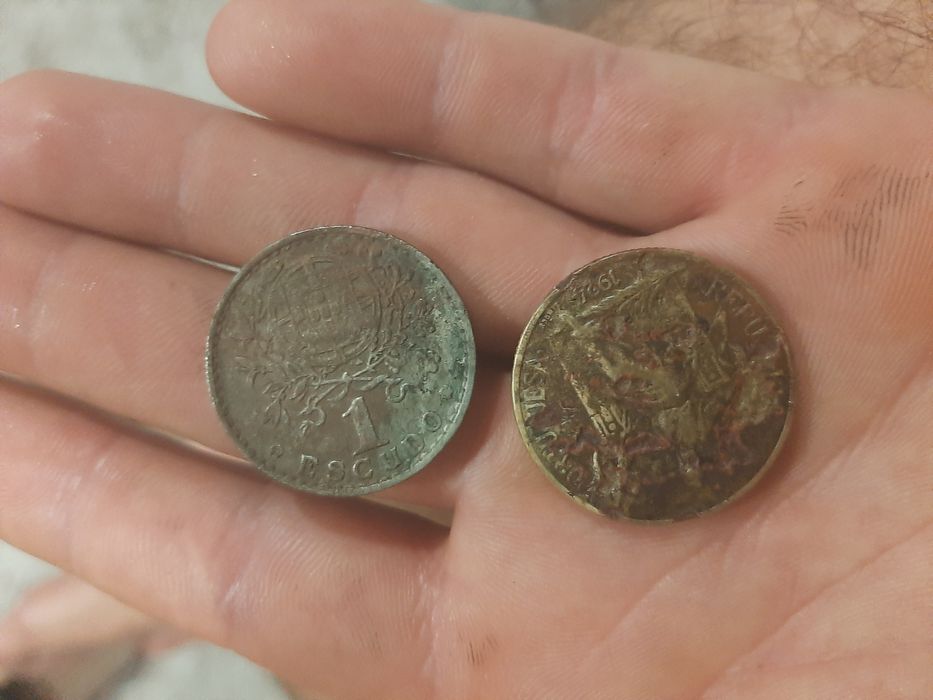 1 escudo de 1924 e 1957