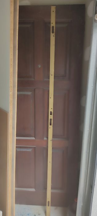 Porta exterior maciça