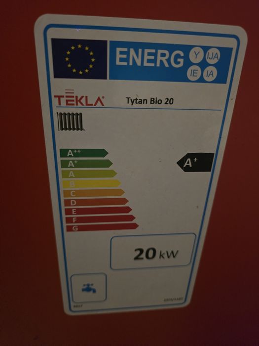 Piec na pellet ze zbiornikiem 20kw