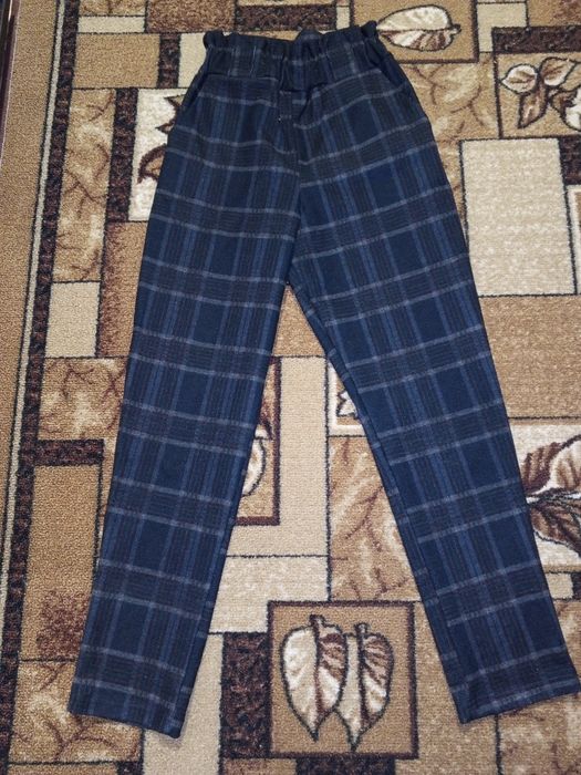 Брюки клітка 146 р